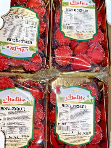 Dolce pasticceria pesche al - pesche,