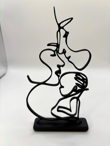 Scultura line art - line, famiglia